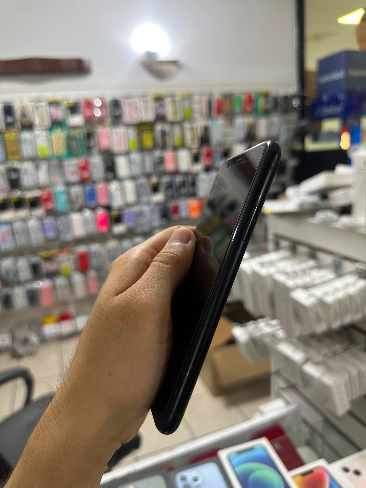 Iphone XR de 64 Gb negro de exibicion